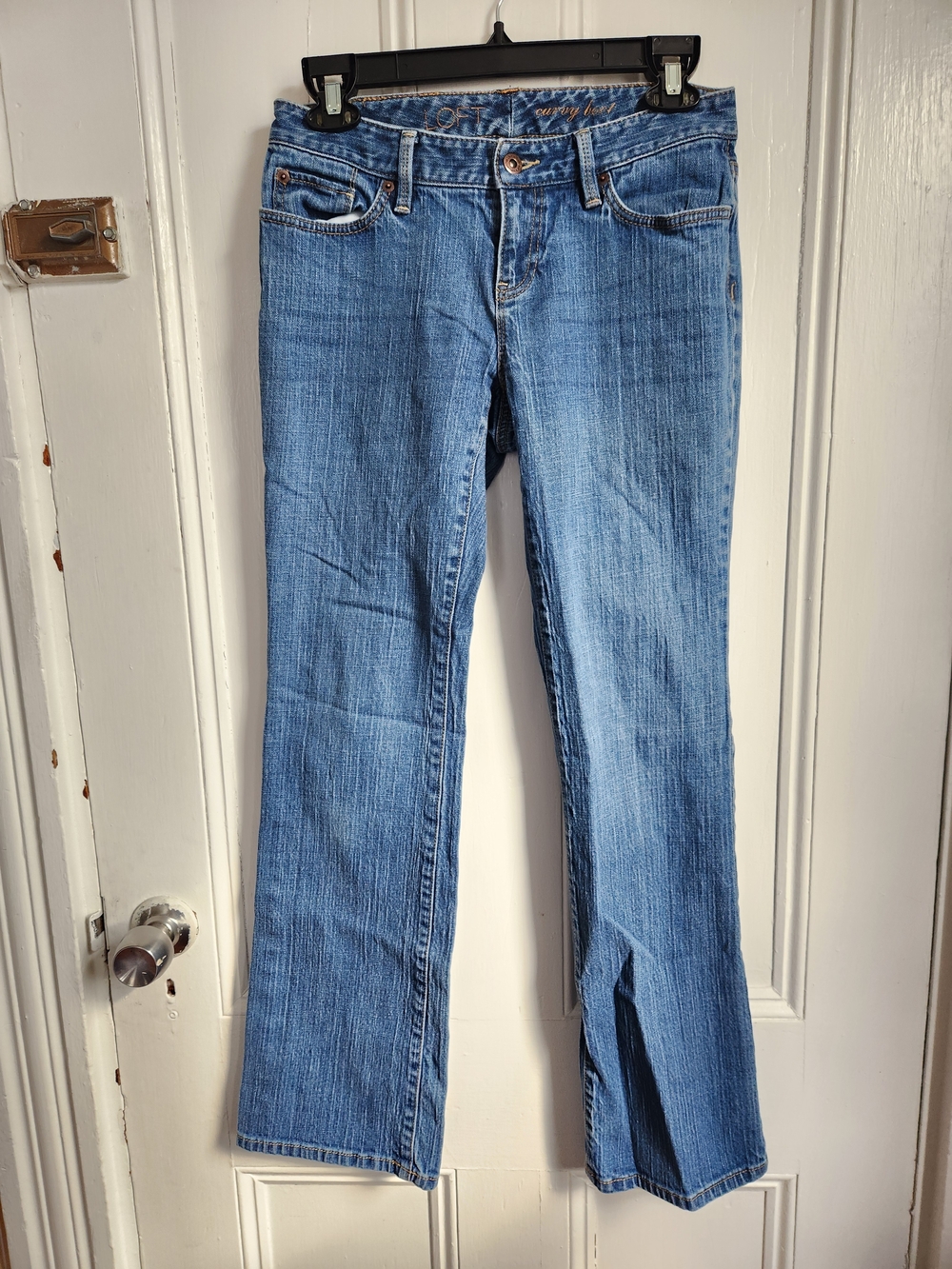 Loft Low Rise Curvy Boot Jeans Size 4